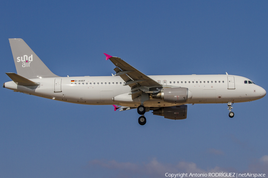 Sundair Airbus A320-214 (D-ASEF) | Photo 190976