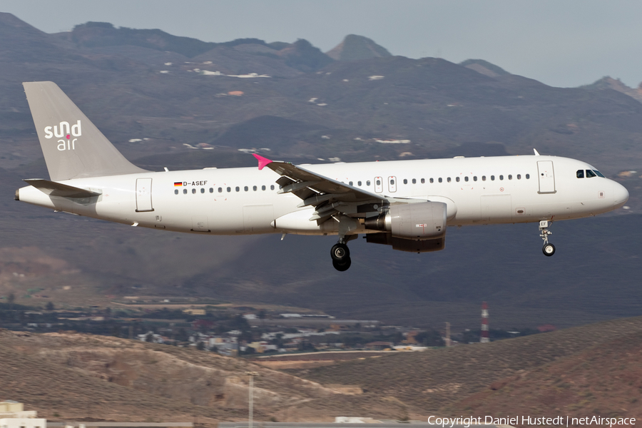 Sundair Airbus A320-214 (D-ASEF) | Photo 443695