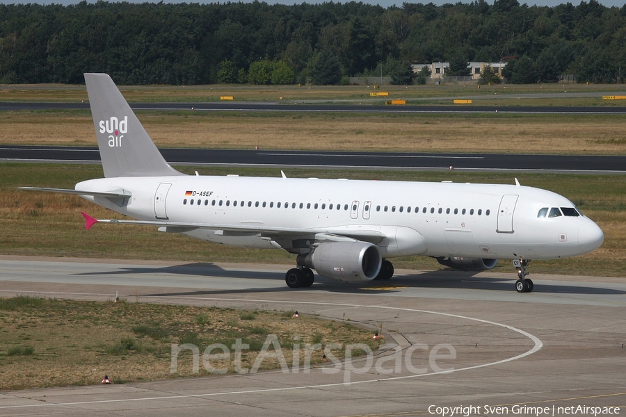 Sundair Airbus A320-214 (D-ASEF) | Photo 259369