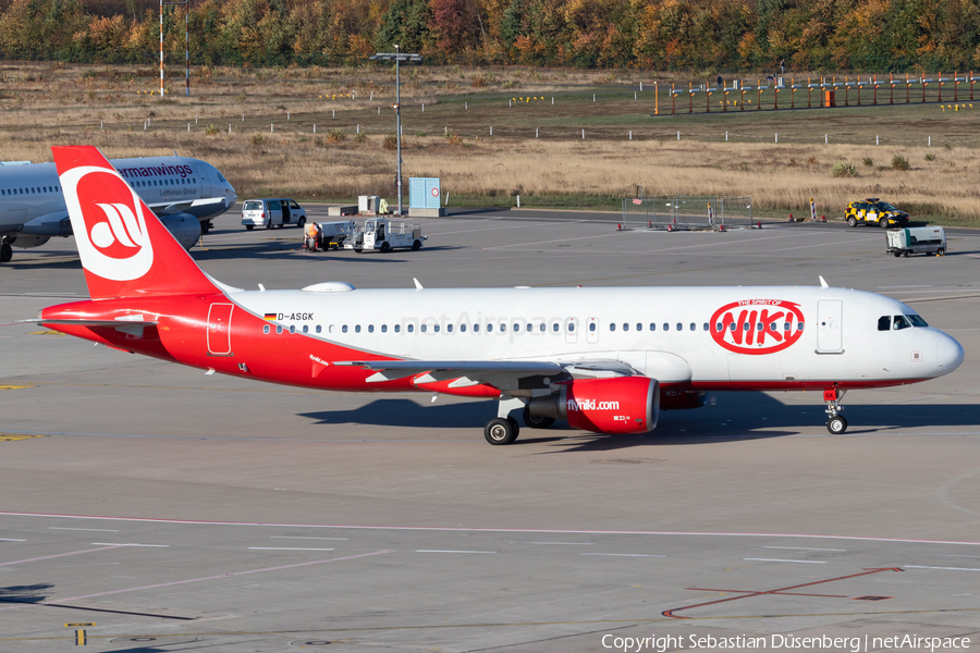 Niki Airbus A320-214 (D-ASGK) | Photo 291620