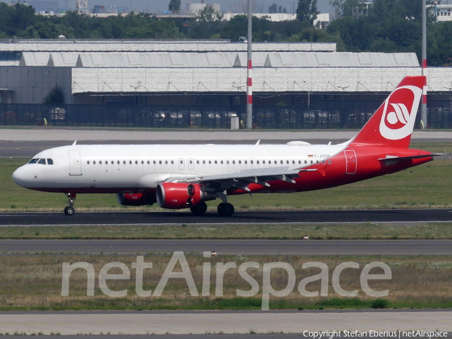 Sundair Airbus A320-214 (D-ASGK) | Photo 463310