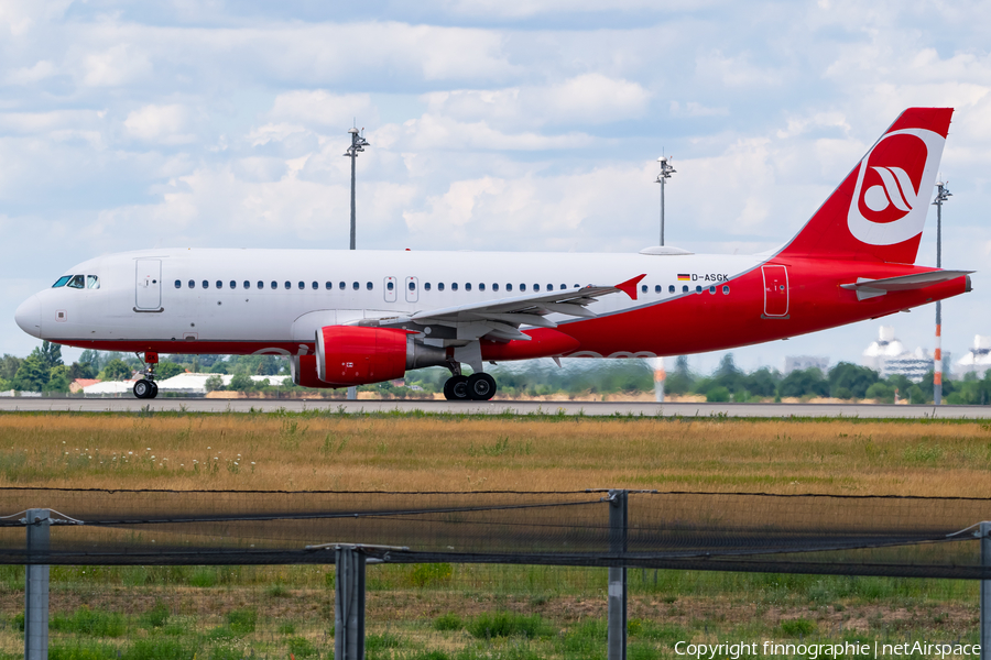 Sundair Airbus A320-214 (D-ASGK) | Photo 514370