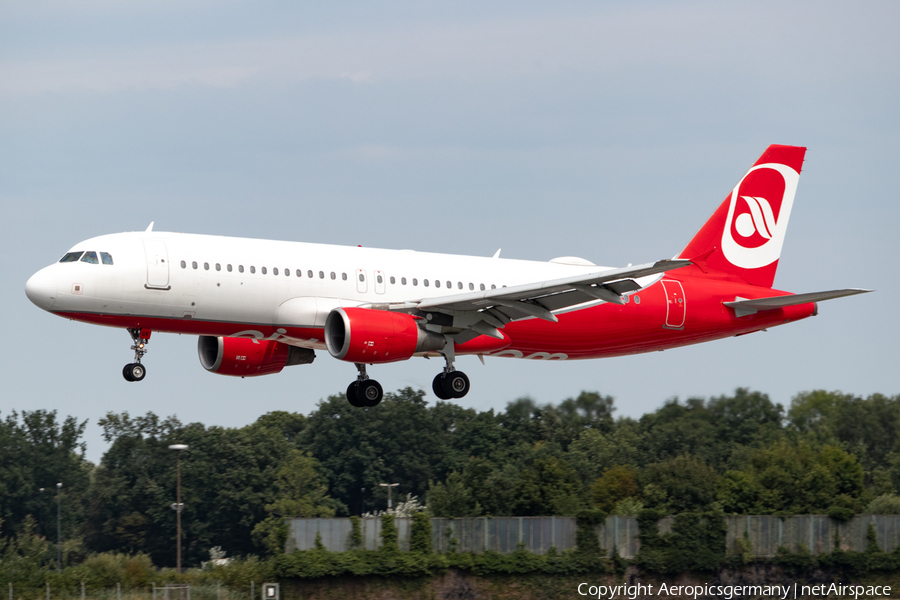 Sundair Airbus A320-214 (D-ASGK) | Photo 397648