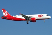 Sundair Airbus A320-214 (D-ASGK) at  Hamburg - Fuhlsbuettel (Helmut Schmidt), Germany