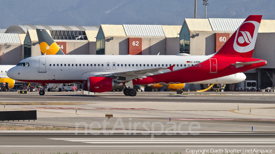 Sundair Airbus A320-214 (D-ASGK) | Photo 372366