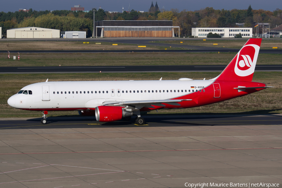 Sundair Airbus A320-214 (D-ASGK) | Photo 410015