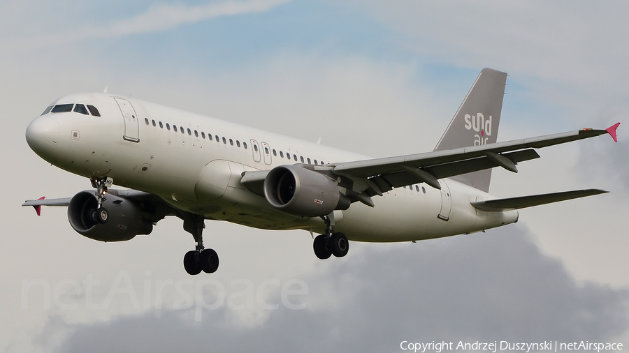 Sundair Airbus A320-214 (D-ASMR) | Photo 544594