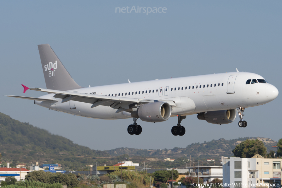 Sundair Airbus A320-214 (D-ASMR) | Photo 399736