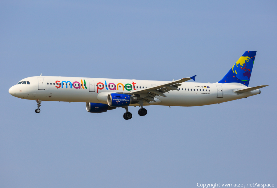 Small Planet Airlines Germany Airbus A321-211 (D-ASPD) | Photo 421506
