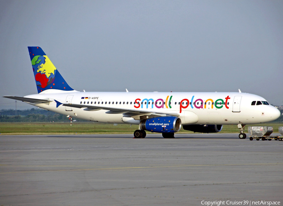 Small Planet Airlines Germany Airbus A320-232 (D-ASPE) | Photo 280842