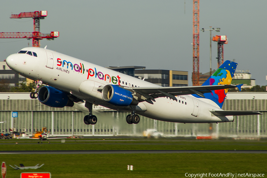 Small Planet Airlines Germany Airbus A320-214 (D-ASPG) | Photo 227465