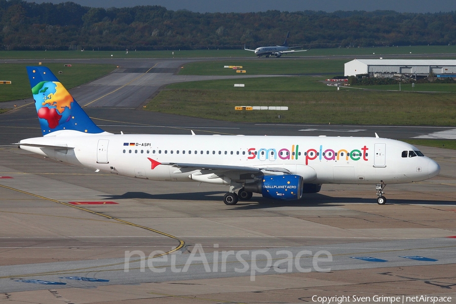 Small Planet Airlines Germany Airbus A320-214 (D-ASPI) | Photo 193821