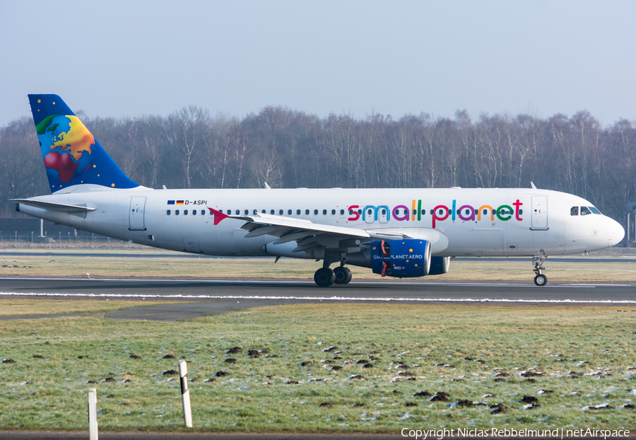 Small Planet Airlines Germany Airbus A320-214 (D-ASPI) | Photo 226151