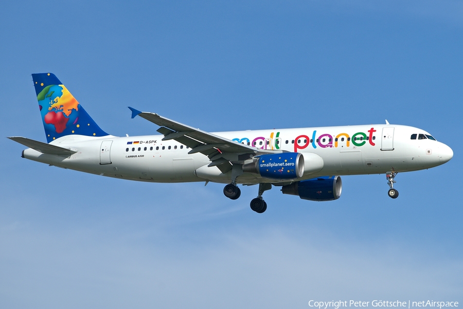 Small Planet Airlines Germany Airbus A320-214 (D-ASPK) | Photo 268209