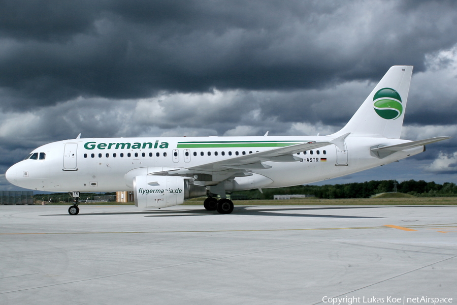 Germania Airbus A319-112 (D-ASTR) | Photo 126152