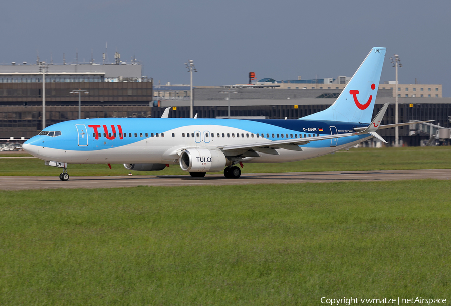 TUI Airlines Germany Boeing 737-8BK (D-ASUN) | Photo 423599