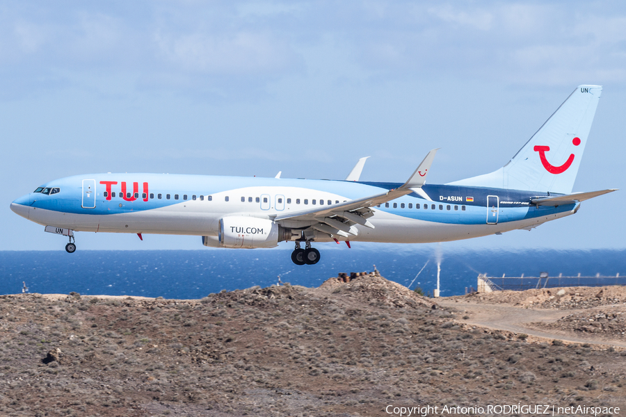 TUI Airlines Germany Boeing 737-8BK (D-ASUN) | Photo 500967