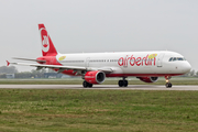 Condor Airbus A321-211 (D-ATCA) at  Leipzig/Halle - Schkeuditz, Germany