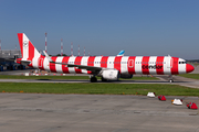 Condor Airbus A321-211 (D-ATCG) at  Hamburg - Fuhlsbuettel (Helmut Schmidt), Germany