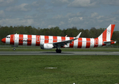 Condor Airbus A321-211 (D-ATCG) at  Hamburg - Fuhlsbuettel (Helmut Schmidt), Germany