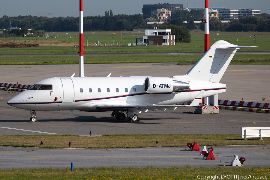 Air Independence Bombardier CL-600-2B16 Challenger 604 (D-ATMJ) | Photo 343836