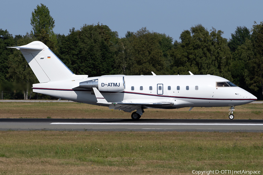 Air Independence Bombardier CL-600-2B16 Challenger 604 (D-ATMJ) | Photo 523312