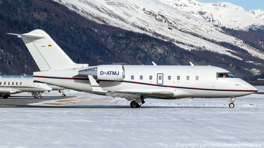 Air Independence Bombardier CL-600-2B16 Challenger 604 (D-ATMJ) | Photo 660935