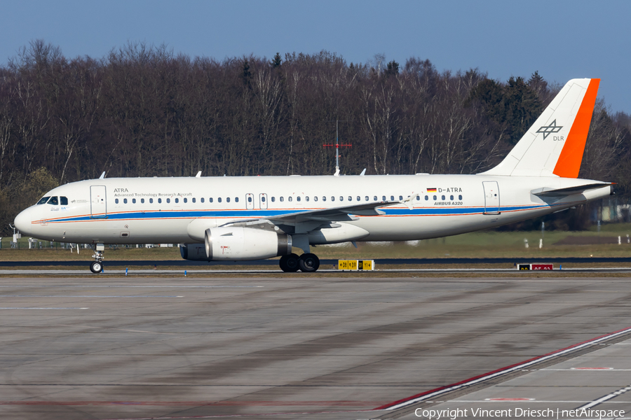 Deutsches Zentrum fuer Luft-und Raumfahrt Airbus A320-232 (D-ATRA) | Photo 672091