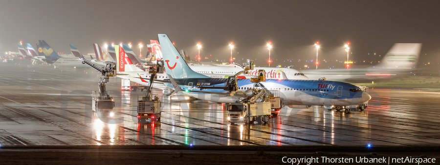 TUIfly Boeing 737-8K5 (D-ATUE) | Photo 201423
