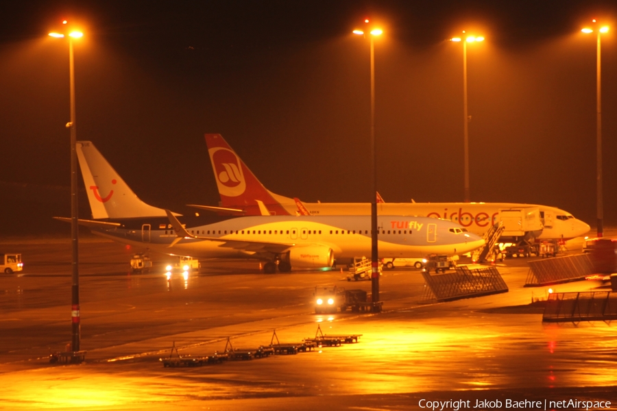 TUIfly Boeing 737-8K5 (D-ATUE) | Photo 140897