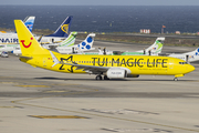 TUIfly Boeing 737-8K5 (D-ATUG) at  Gran Canaria, Spain