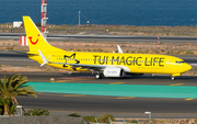 TUIfly Boeing 737-8K5 (D-ATUG) at  Gran Canaria, Spain