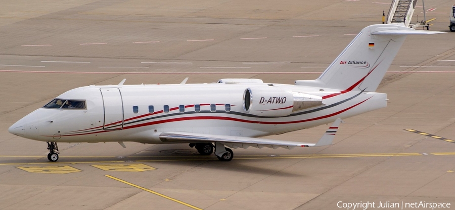 Air Alliance Bombardier CL-600-2B16 Challenger 604 (D-ATWO) | Photo 447239