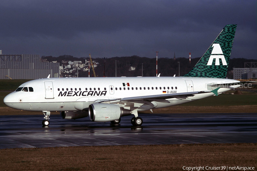 Mexicana Airbus A318-111 (D-AUAI) | Photo 542354