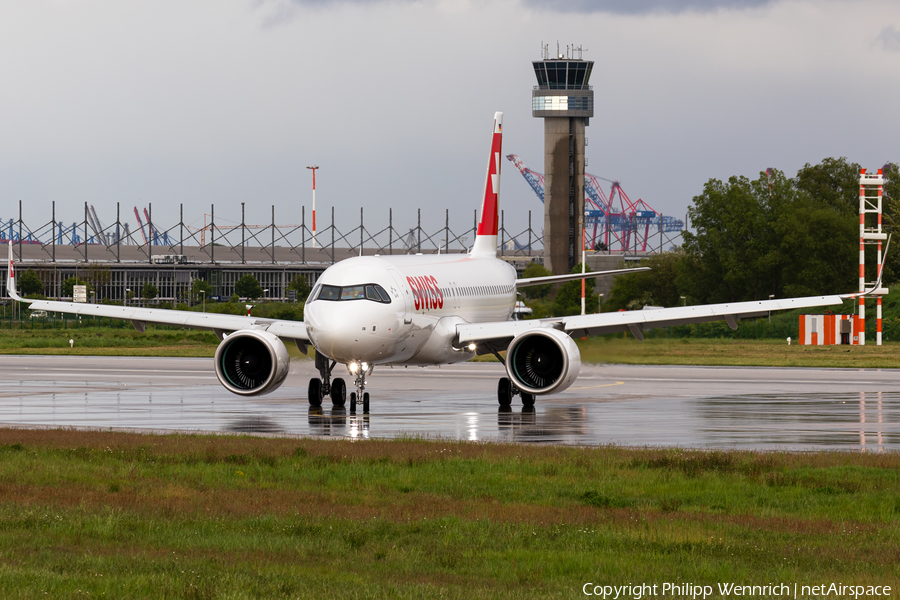 Swiss International Airlines Airbus A320-271N (D-AUAO) | Photo 385044
