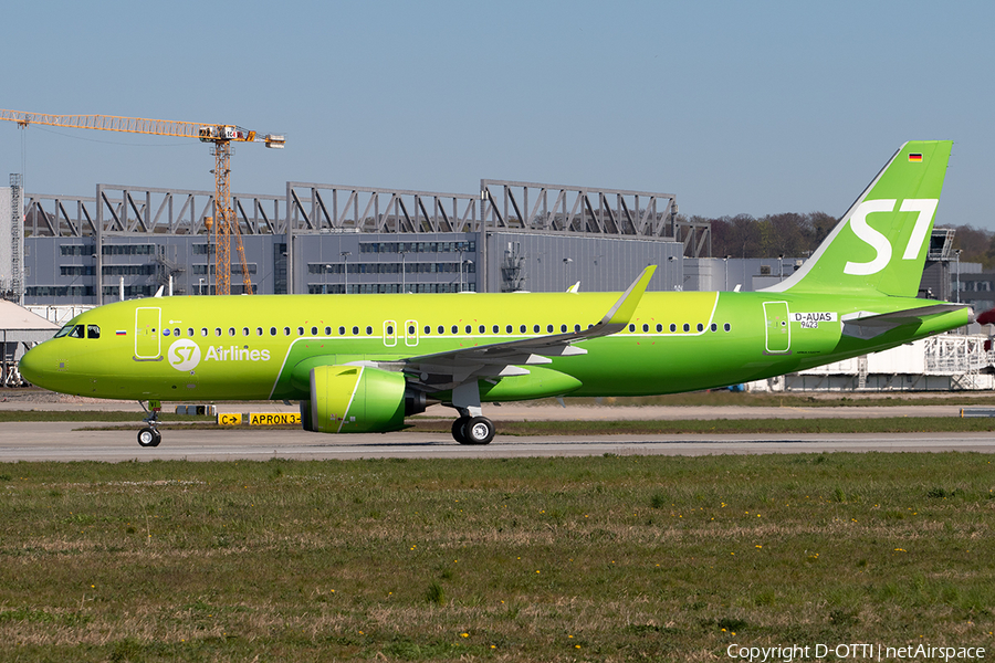 S7 Airlines Airbus A320-271N (D-AUAS) | Photo 382541