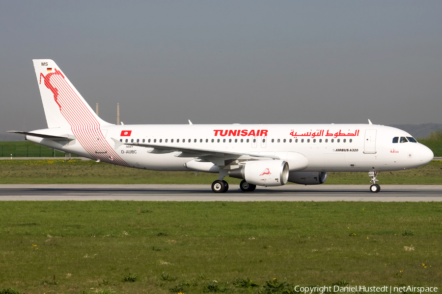 Tunisair Airbus A320-214 (D-AUBC) | Photo 546617