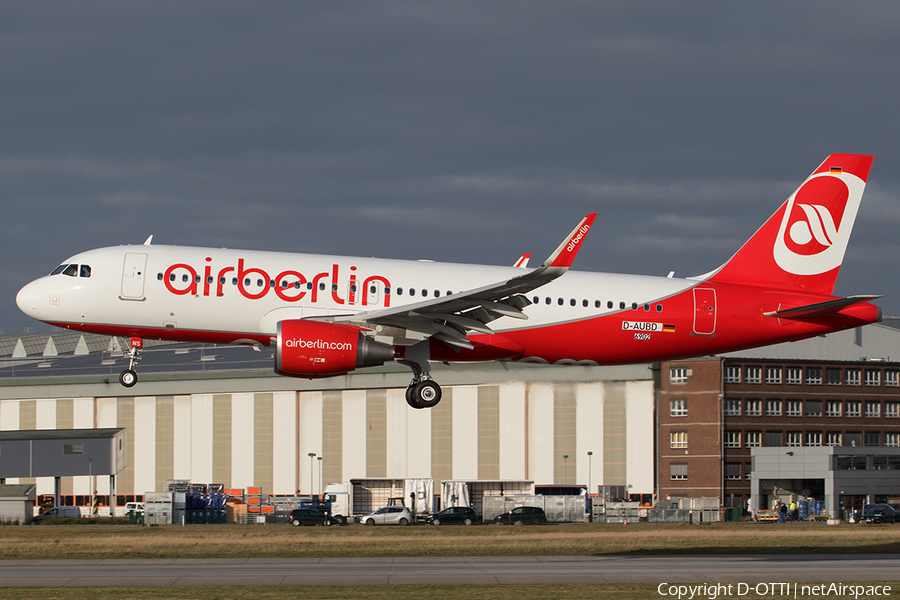 Air Berlin Airbus A320-214 (D-AUBD) | Photo 524280