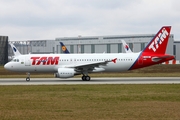 TAM Brazilian Airlines Airbus A320-214 (D-AUBE) at  Hamburg - Finkenwerder, Germany