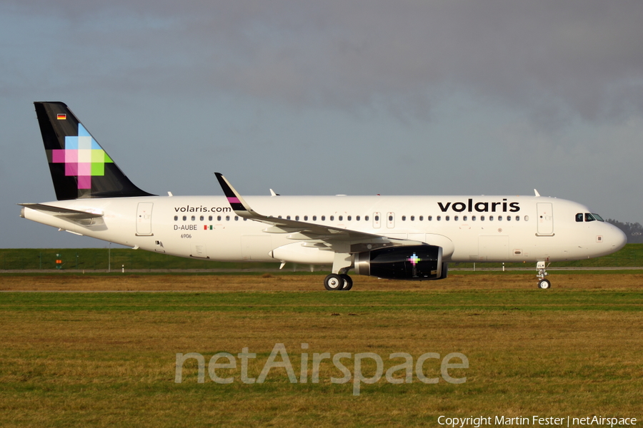 Volaris Airbus A320-233 (D-AUBE) | Photo 93006
