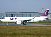Sky Airline Airbus A320-251N (D-AUBL) at  Hamburg - Finkenwerder, Germany
