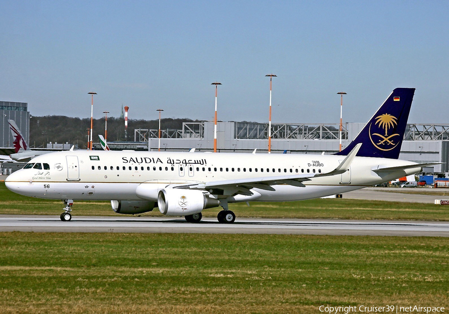 Saudi Arabian Airlines Airbus A320-214 (D-AUBO) | Photo 205764