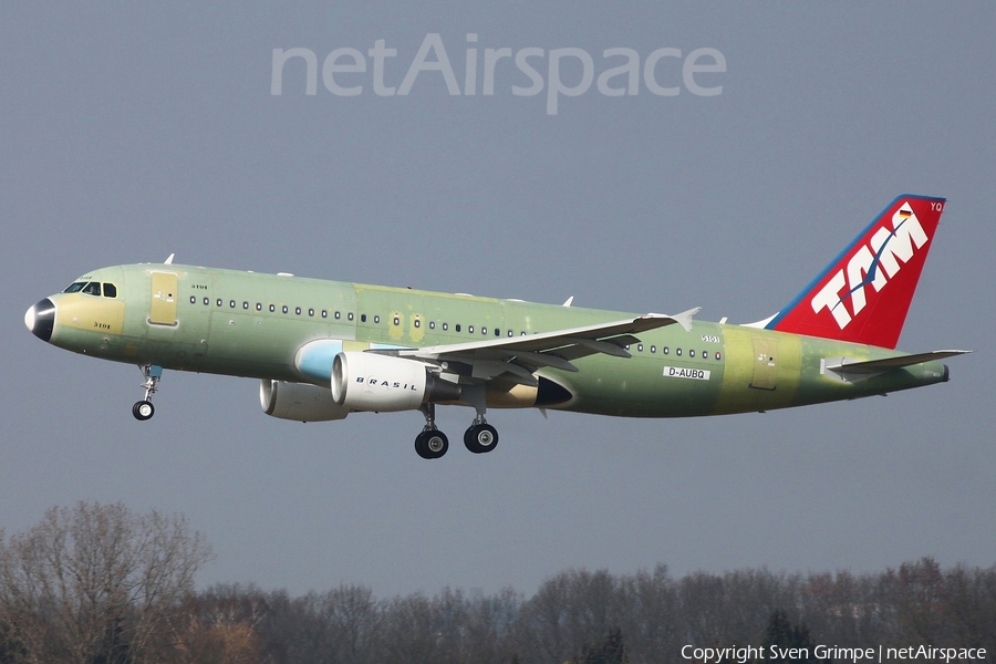 TAM Brazilian Airlines Airbus A320-214 (D-AUBQ) | Photo 11905