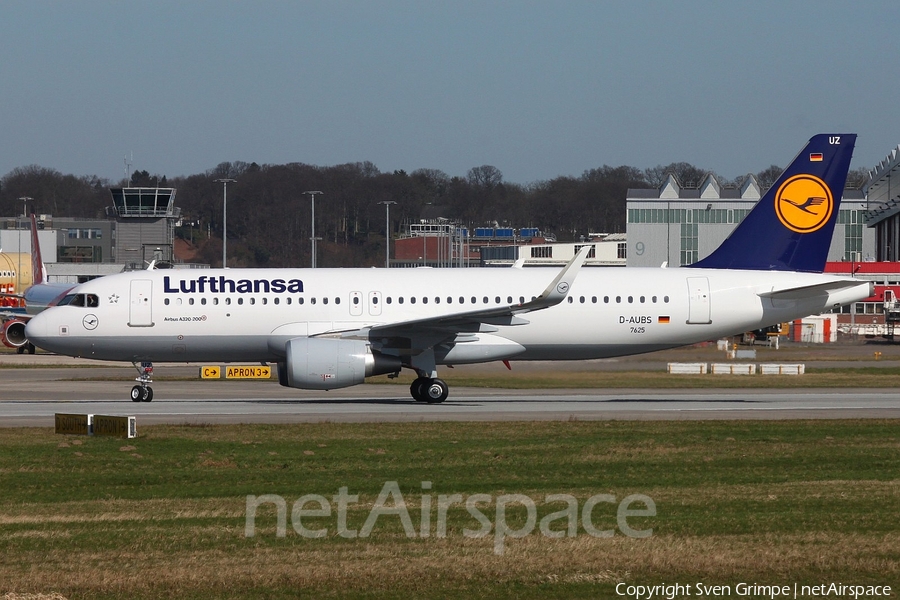 Lufthansa Airbus A320-214 (D-AUBS) | Photo 151437