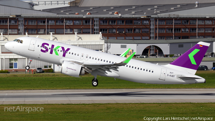 Sky Airline Airbus A320-251N (D-AUBT) | Photo 266259