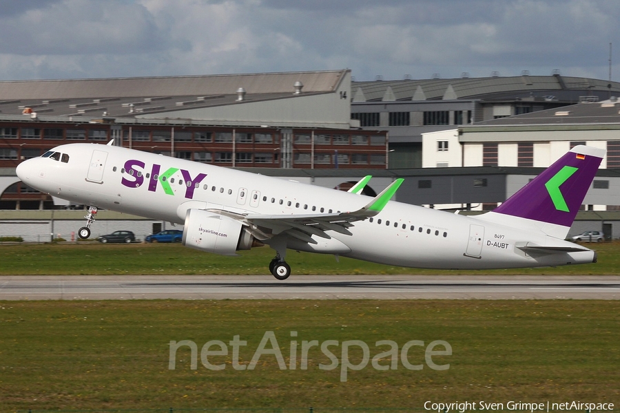 Sky Airline Airbus A320-251N (D-AUBT) | Photo 266358