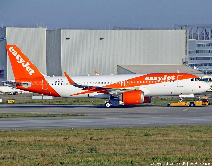 easyJet Airbus A320-251N (D-AVVA) | Photo 382055