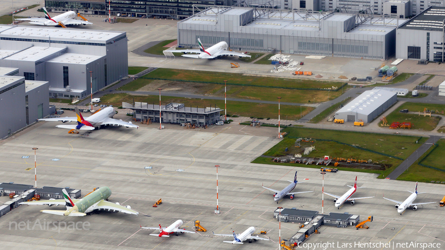 Airbus Industrie Airbus A320-251N (D-AVVB) | Photo 117371