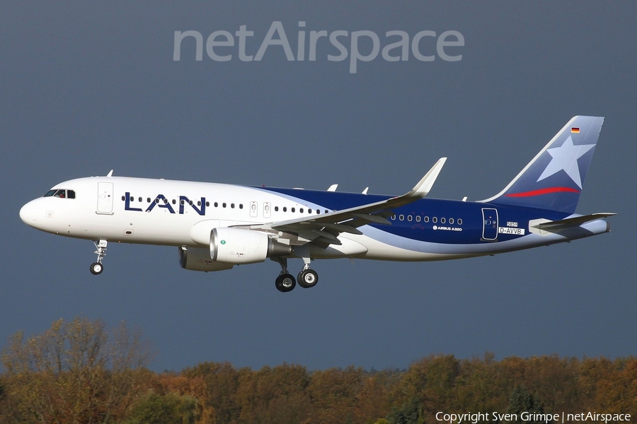 LAN Airlines Airbus A320-214 (D-AVVB) | Photo 34029