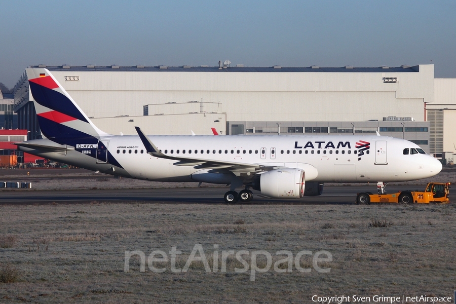 LATAM Airlines Brasil Airbus A320-271N (D-AVVL) | Photo 539855